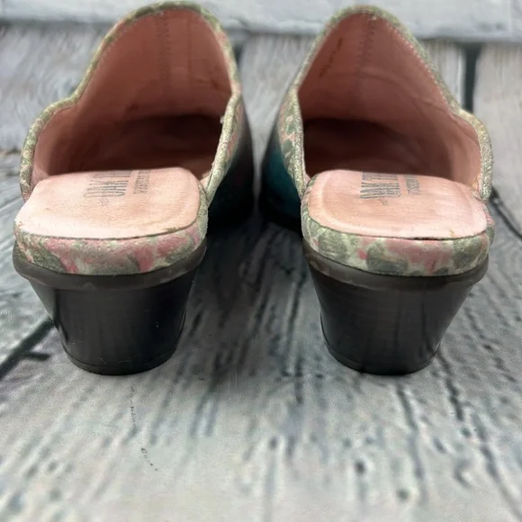 OAK TREE WESTERN WEAR Muti Color Snakeskin Print Leather Low Heel Mules - Picture 13 of 17